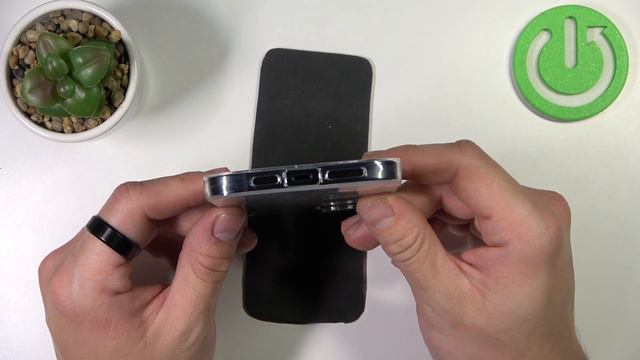 Does iPhone 14 Plus have Headphones Jack? смотреть онлайн