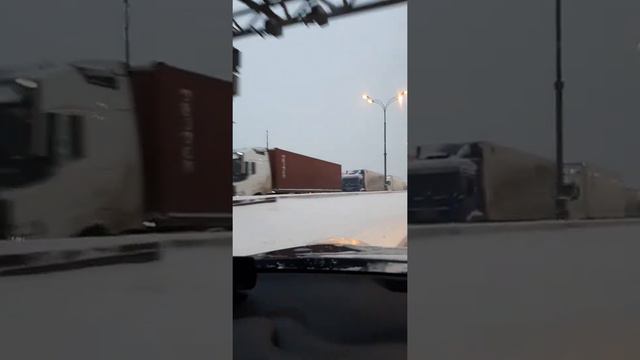 Шок!!!😱😱😱 Такого на МКАД ещё не было! смотреть онлайн