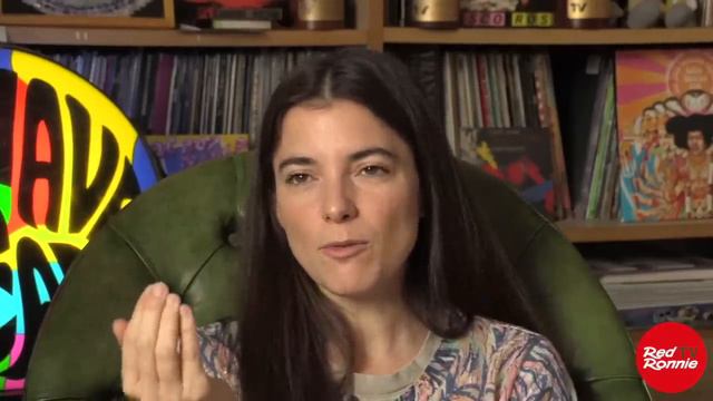 GIULIA INNOCENZI, Il Suo Film Food For Profit Mostra Scempio Allevamenti Intensivi Finanziati Da EU