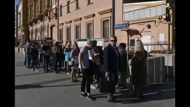Из России стали массово уезжать в США ........ смотреть онлайн