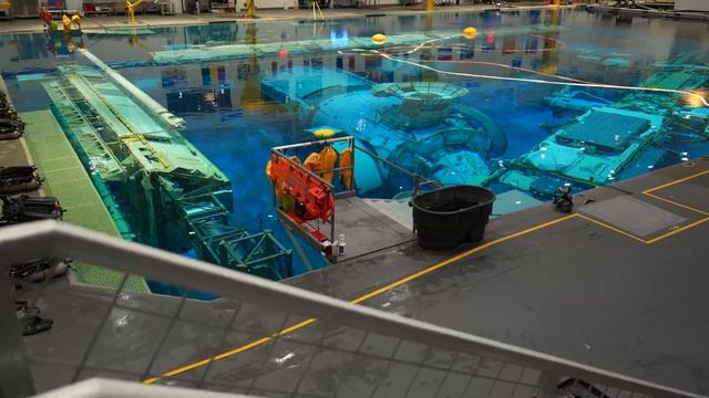 Houston | NASA's Neutral Buoyancy Laboratory | Private Tour ?? смотреть онлайн