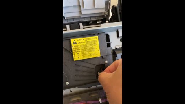 HP LaserJet 3015 Laser Scanner Assembly Replacement смотреть онлайн