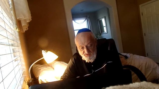 А кто тебе сегодня запрешает принять Ислам и следовать по Корану и Сунне ответь?(Музаев) смотреть онлайн
