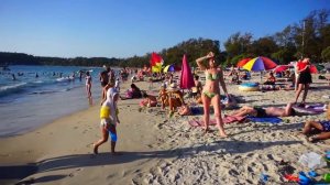 РУССКИЕ ТУРИСТКИ БЕЗ КОМПЛЕКСОВ на Пляже КАТА на ПХУКЕТЕ!