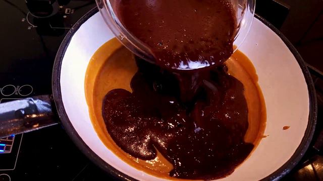 CALDA DE CHOCOLATE SEM LEITE CONDENSADO, SEM LEITE E SEM CREME DE LEITE? Cantinho da Gê смотреть онлайн