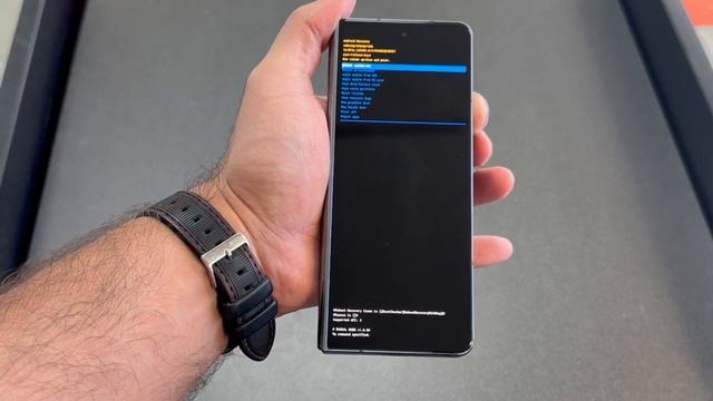 How to reset Samsung Galaxy Fold 4 | DT DailyTech смотреть онлайн