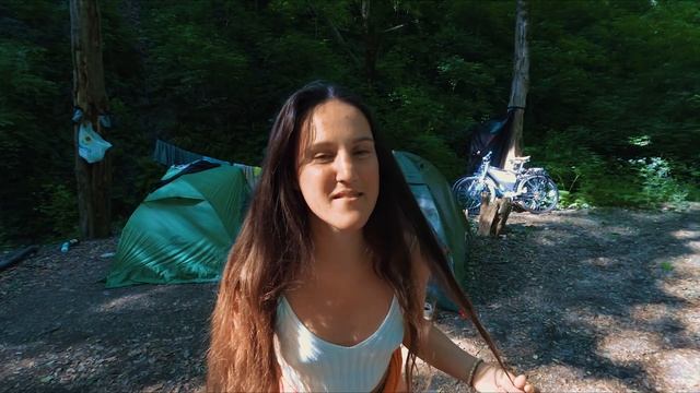 Доехал на велосипеде от Адлера до Туапсе. Встреча с Дашей, жизнь в лесу у моря за диким пляжем. смотреть онлайн