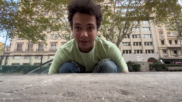 VLOG: БАРСЕЛОНА: ВСТРЕЧА С КСЮ, НУДИСТСКИЙ ПЛЯЖ, ТОП 1 БАР МИРА, ШОПИНГ И ДРУГОЕ смотреть онлайн