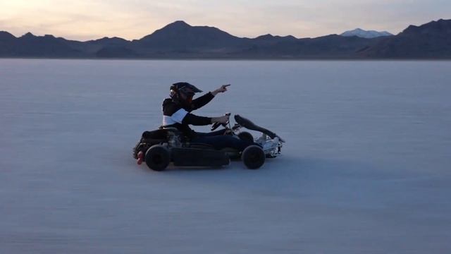 Shifter Kart on Highway with No Speed Limit смотреть онлайн