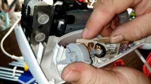 Ремонт миксера  BOSCH 350W не переключается скорость, работает только на полную мощность.