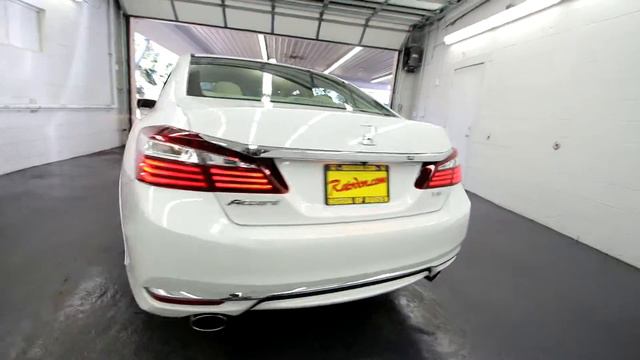 2017 Honda Accord EX-L | White Orchid Pearl | HA010083 | Seattle | Renton смотреть онлайн