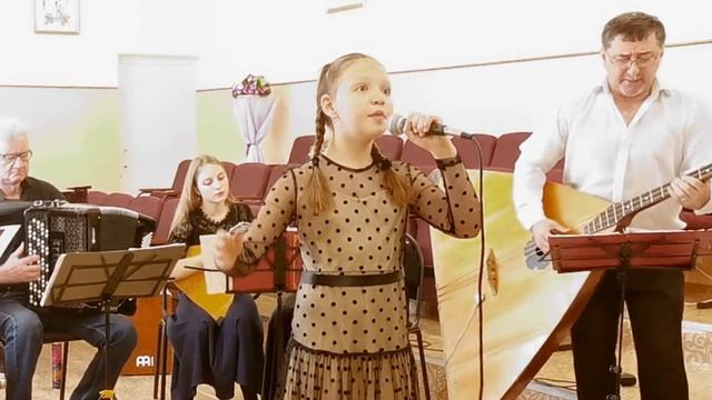 "Журавли" (муз.Я.Френкеля, сл.Р.Гамзатов) исп. С.Леньшина и АРНИ "Родники" смотреть онлайн