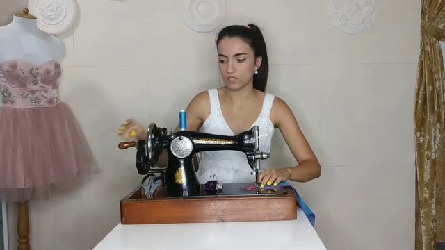 Старшая сестра шьет для младшей сестры #шитье#девочки#сестры#MovaviClips смотреть онлайн