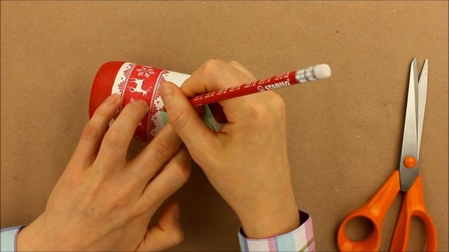 Decoupage Christmas Bottles - Fast & Easy Tutorial - DIY смотреть онлайн