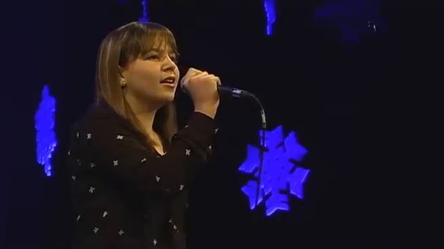 Nicole Parisien "O Holy Night" смотреть онлайн