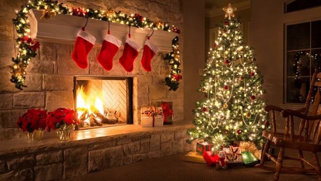Christmas Jazz Instrumental Music with Crackling Fireplace? Cozy Christmas Coffee Shop Ambience смотреть онлайн