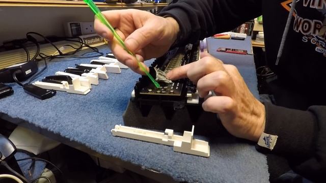 Keyboard repair key fix roland juno dead keys смотреть онлайн