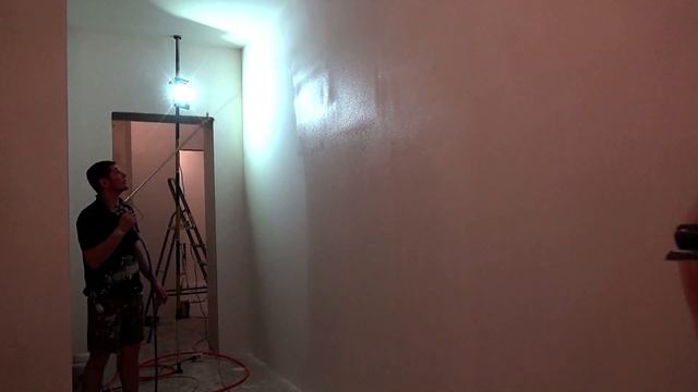 Как подготовить стены под покраску .Качественная подготовка стен под покраску. Все этапы. смотреть онлайн