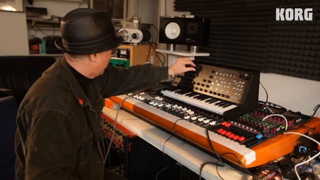 Korg All Access: Andrew Innes of Primal Scream and the MS-20 mini Analogue Synthesizer смотреть онлайн