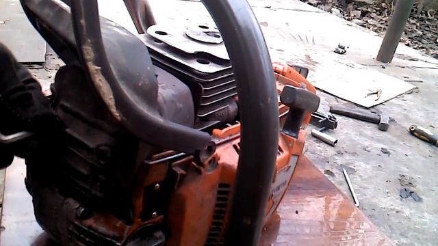 Ремонт бензопилы Husqvarna 365 (часть 1 разборка) смотреть онлайн