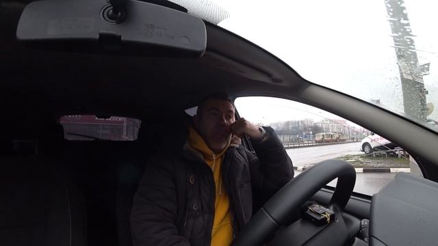 Смотрим тачки с пробегом. Японец, немец, американец.