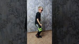 Как научиться танцевать Shuffle - Шафл с нуля! Уроки для детей и начинающих. ***Бонус Движ***