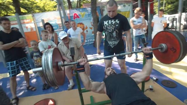 Перший міські змагання з пауерліфтінгу м. Червоноград. 2016 смотреть онлайн