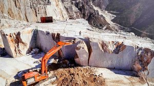 Как добывают и обрабатывают самый дорогой мрамор в мире/ Как это делается