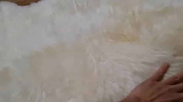 КОВРИК ИЗ ОВЕЧЬЕЙ ШКУРЫ НА ПОДКЛАДЕ (КОД: 4380) смотреть онлайн