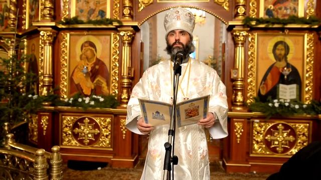 РОЖДЕСТВО ХРИСТОВО. Божественная литургия в Успенском кафедральном соборе г. Салавата смотреть онлайн
