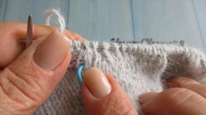 ?Как связать удобную двойную ажурную шапочку -  Тёплая женская шапочка "Нефертити"  из пуха норки