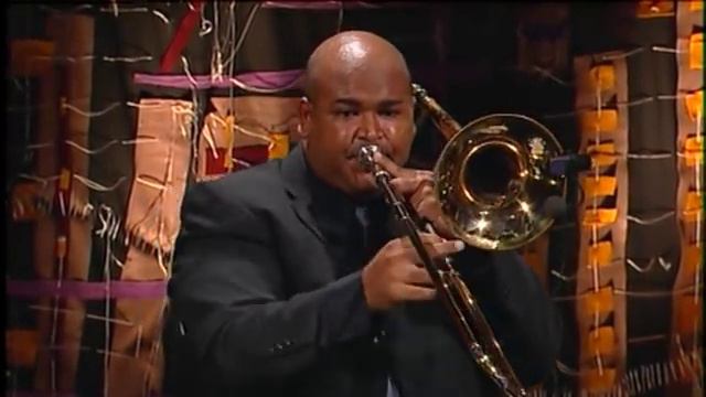 SpokFrevo Orquestra | Passo de Anjo (Spok/João Lira) | Instrumental Sesc Brasil смотреть онлайн