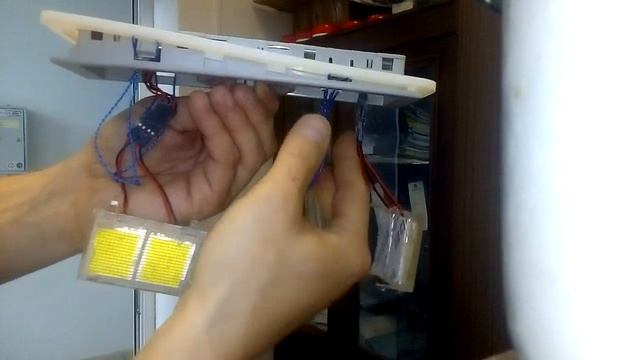 Как защёлкнуть задний плафон не снимая потолка в Поло седан смотреть онлайн