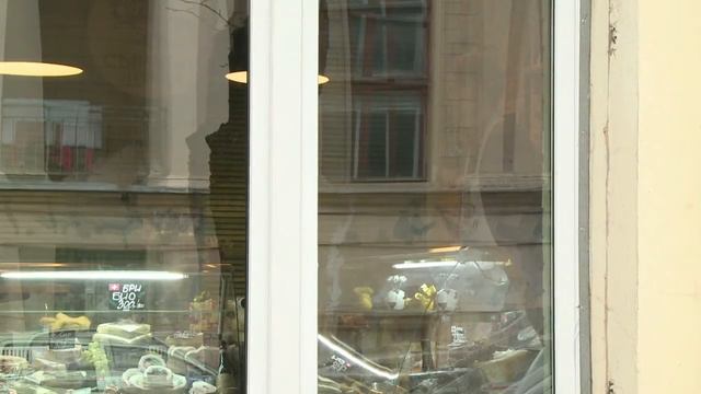 Russia makes knock-off European cheese as embargo bites смотреть онлайн