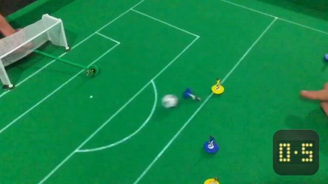 Subbuteo Table Soccer Fails and Goals! смотреть онлайн