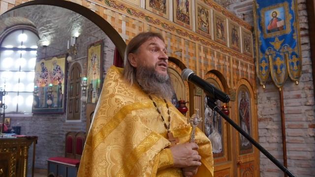 (Кто не причащается на литургии, тот оскорбляет Христа) смотреть онлайн