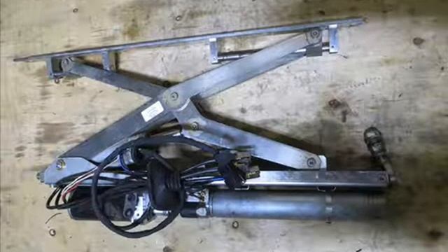 Стеклоподъемник двери передний левый w222 Z07 смотреть онлайн
