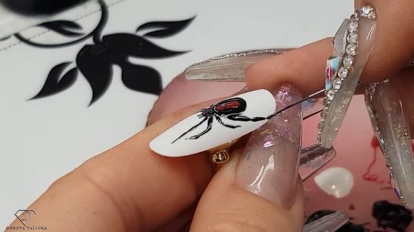 Realistic 3d spider painting. Watch me painting spider nail art. Black widow spider