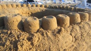 ОГРОМНЫЙ ЗАМОК ИЗ ПЕСКА и Кролик БАФФИ ! DIY на русском / Красивый замок из песка КАК СДЕЛАТЬ ЗАМОК