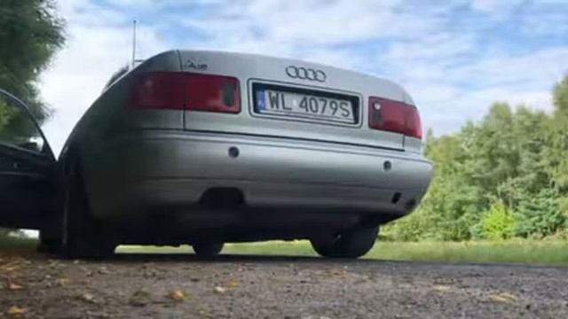 Audi A8 D2 3.7 QUATTRO смотреть онлайн