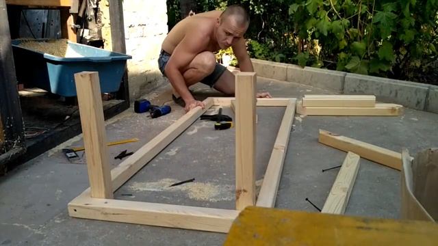 Удобный лежак своими руками, шезлонг с бруса. смотреть онлайн