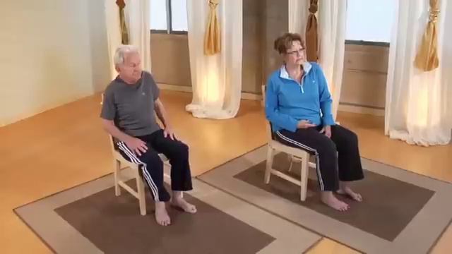 Easy Chair Yoga for Beginners and Seniors смотреть онлайн