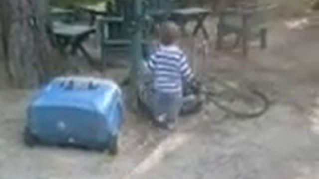 Все...... надоело... Уехал в отпуск:) Vocation:) смотреть онлайн