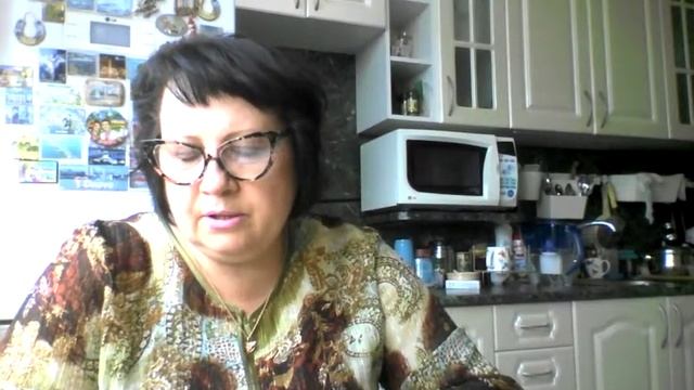Покупки Подарки Выходной смотреть онлайн