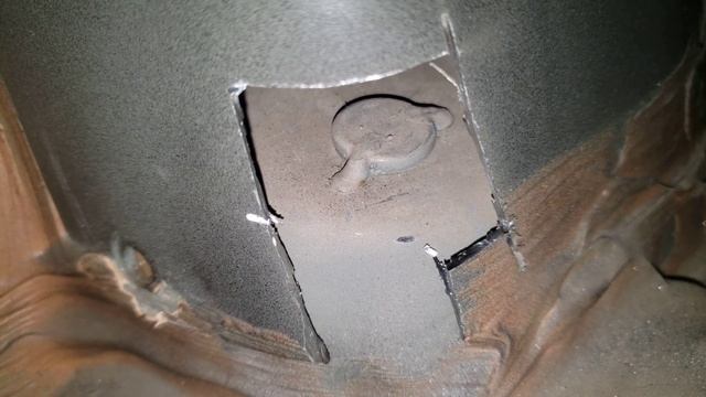 Broken bolts on 2002 Nissan Sentra rear struts part 2 смотреть онлайн