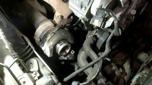 Мерседес 211 течь масла возле турбины 2.2 cdi