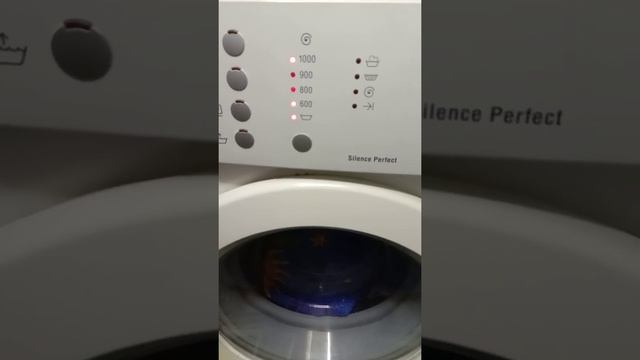 BOSCH Maxx 5 не включается. Выдает ошибку ,подскажите что де... смотреть онлайн