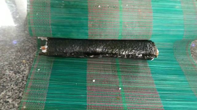 Самый ПРОСТОЙ способ приготовления СУШИ / Роллы с ЛОСОСЕМ / Как делать суши смотреть онлайн