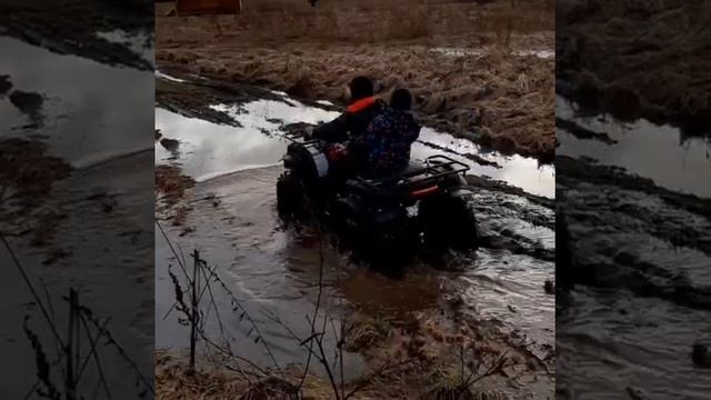 kayo bull 150. Едет по грязи. смотреть онлайн