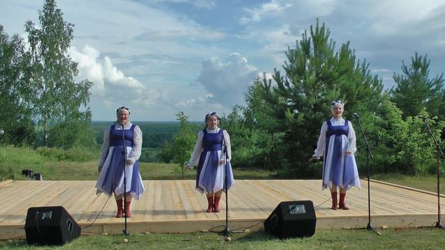 "1.07.23. - Выступают участники из села Макарье на празднике русской культуры "Иванов день"" смотреть онлайн